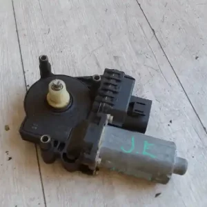 Kedvezmény AUDI A6 97-04 Jobb első ablakemelő motor bontott alkatrész