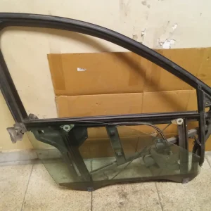 Végkiárusítás AUDI A6 97-04 Jobb első ajtókeret 4 ajtós, sedanbontott alkatrész