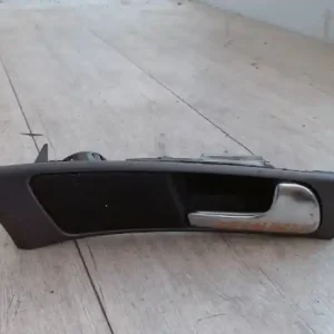 Vedd meg online AUDI A6 97-04 Jobb első belső kilincs 5 ajtós bontott alkatrész