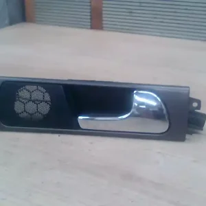 Különleges ajánlat AUDI A6 97-04 Jobb hátsó belső kilincs 4 ajtós bontott alkatrész