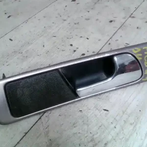 Alacsony ár AUDI A6 97-04 Jobb hátsó belső kilincs bontott alkatrész