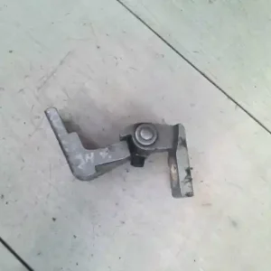 Újdonság AUDI A6 97-04 Jobb hátsó felső ajtózsanér kombi bontott alkatrész