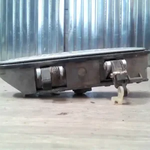 Népszerű AUDI A6 97-04 Jobb hátsó külső kilincs bontott alkatrész