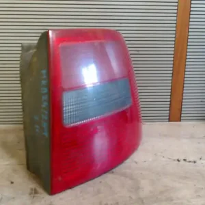 Kiárusítás AUDI A6 97-04 Jobb hátsó lámpa 5 ajtós bontott alkatrész