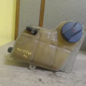 Kiárusítás AUDI A6 97-04 Kiegyenlítő tartály 2.4 i bontott alkatrész