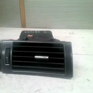 Szuper akció AUDI A6 97-04 Szellőző jobb bontott alkatrész