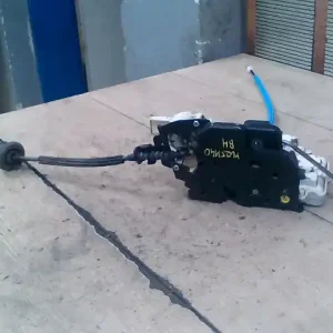 Legnépszerűbb AUDI A8 2003.01.01-2010.02.28 Bal hátsó ajtó zárszerkezet központi záras 4 ajtós bontott alkatrész