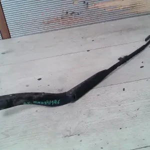 Újdonság AUDI A8 94.06-02.12 Ablaktörlő kar bal első bontott alkatrész