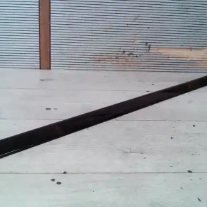 Legkelendőbb AUDI A8 94.06-02.12 Bal első ajtó díszléc lépcsőshátú kivitel bontott alkatrész