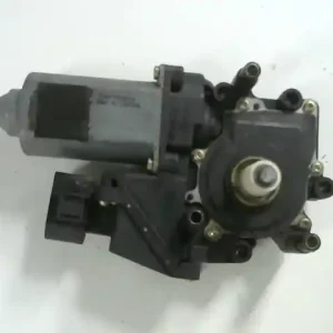 Alacsony ár AUDI A8 94.06-02.12 Jobb hátsó ablakemelő motor bontott alkatrész