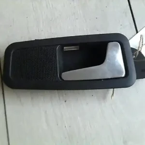 Vásárlói kedvenc AUDI A8 94.06-02.12 Jobb hátsó belső kilincs bontott alkatrész