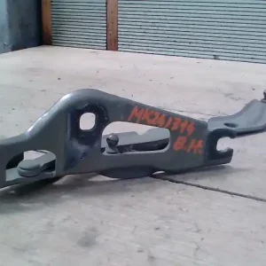 Különleges ajánlat BMW 3 (E90, E91) 2005.03.01-2008.08.31 Csomagtérajtó bal ajtózsanér bontott alkatrész