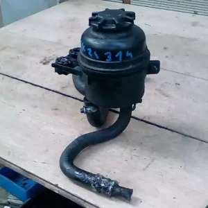 BMW 3 (E90, E91) 2005.03.01-2008.08.31 Szervóolaj tartály bontott alkatrész Kihagyhatatlan ajánlat