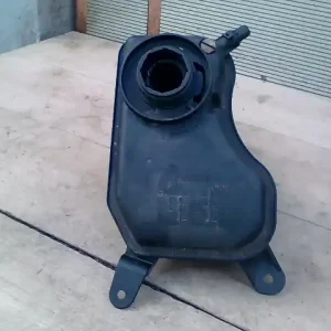 BMW 3 (E90, E91) 2005.03.01-2008.08.31 Kiegyenlítő tartály bontott alkatrész Szuper ajánlat