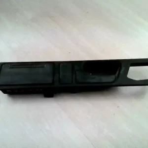 Olcsóbb BMW E34 87-96 Bal hátsó belső kilincs bontott alkatrész