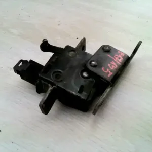 BMW E34 87-96 Csomagtérajtó zárszerkezet bontott alkatrész Csak ma