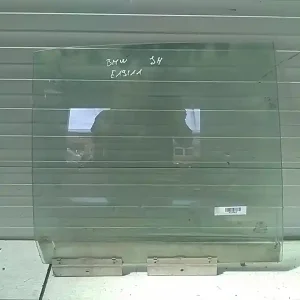 BMW E34 87-96 Jobb hátsó ajtóüveg bontott alkatrész Korlátozott ajánlat