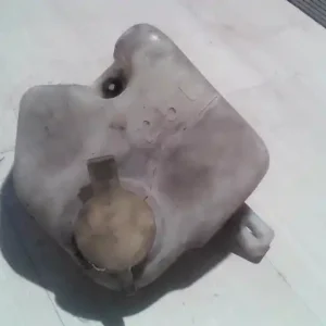 Legnépszerűbb BMW E36 89-00 Ablakmosó tartály 1 motoros bontott alkatrész