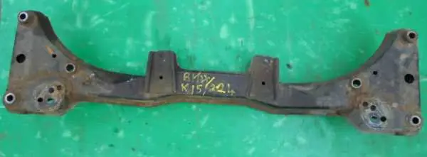 Árengedmény BMW E36 89-00 Első bölcső futóműtartó segédkeret bontott alkatrész