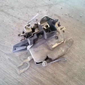 Gyors szállítás BMW E36 89-00 Jobb első ajtó zárszerkezet mechanikus bontott alkatrész