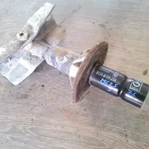 Biztonságos fizetés BMW E36 89-00 Lökhárító tartó nyúlványvég jobb bontott alkatrész