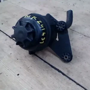 BMW E36 89-00 Szervóolaj tartály bontott alkatrész Végkiárusítás