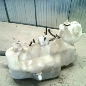 Vedd meg online BMW E39 95-03 Ablakmosó tartály bontott alkatrész