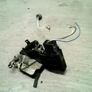 Ne maradj le BMW E39 95-03 Bal hátsó ajtó zárszerkezet központi záras bontott alkatrész