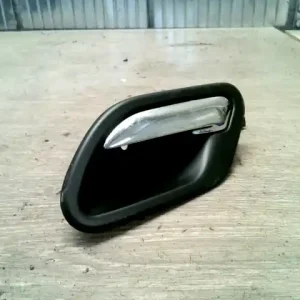 Biztonságos fizetés BMW E39 95-03 Bal hátsó belső kilincs bontott alkatrész