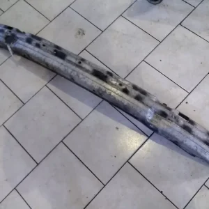 BMW E39 95-03 Első lökhárító merevítő2.0i bontott alkatrész Olcsó