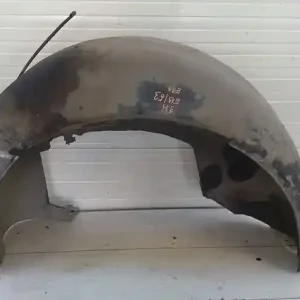 Azonnali szállítás BMW E39 95-03 Jobb hátsó kerékjárati dobbetétbontott alkatrész