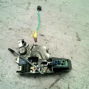 Utolsó esély BMW E39 95-03 Jobb hátsó ajtó zárszerkezet központi záras bontott alkatrész