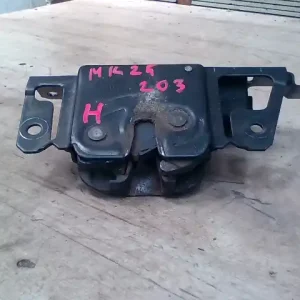 Gyors kiszállítás BMW E46 98-05 Csomagtér ajtó zárszerkezet kombi bontott alkatrész