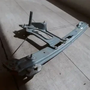 Szuper akció BMW E46 98-05 Jobb hátsó ablakemelő szerkezet mechanikus 4 ajtós bontott alkatrész