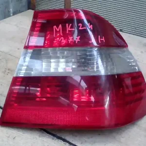 Gyors szállítás BMW E46 98-05 Jobb hátsó lámpa 4 ajtós bontott alkatrész