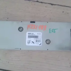 Biztonságos fizetés BMW E65 02.09.01-08.09.30 Antenna erősítő bontott alkatrész