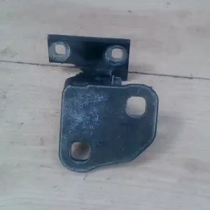 Olcsóbb BMW E65 02.09.01-08.09.30 Bal hátsó alsó ajtózsanér 4 ajtós bontott alkatrész