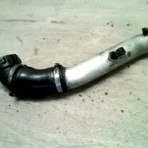 Különleges ajánlat BMW E65 02.09.01-08.09.30 Intercooler cső felső, 3.0 d bontott alkatrész