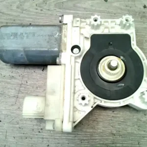 BMW E65 02.09.01-08.09.30 Jobb hátsó ablakemelő motor 4 ajtós bontott alkatrész Újdonság