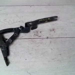 Olcsóbb BMW E65 02.09.01-08.09.30 Motorháztető bal zsanér bontott alkatrész