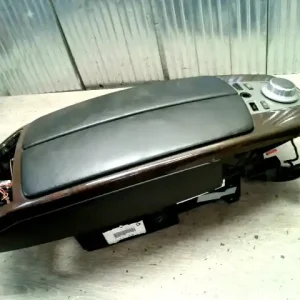 BMW E65 02.09.01-08.09.30 Könyöklő bontott alkatrész Gyors kiszállítás