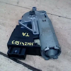 Vedd meg online BMW X5 (E53) 2000.05.01-2006.12.31 Tetőablak motor bontott alkatrész