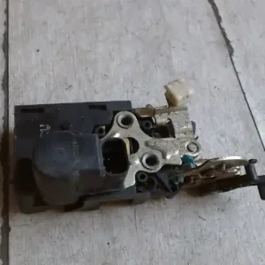 Kedvezmény CHEVROLET AVEO T200 03.01-07.12 Bal hátsó ajtó zárszerkezet központi záras bontott alkatrész