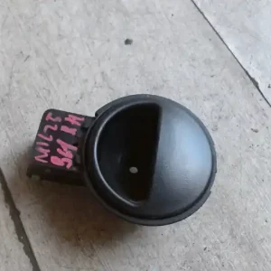 Vásárlói kedvenc CHEVROLET AVEO T200 03.01-07.12 Bal hátsó belső kilincs bontott alkatrész