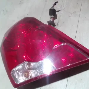 Kihagyhatatlan ajánlat CHEVROLET AVEO T200 03.01-07.12 Bal hátsó lámpa bontott alkatrész