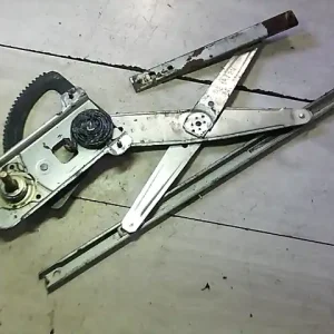 Rendeld meg most CHEVROLET AVEO T200 03.01-07.12 Jobb első ablakemelő szerkezet mechanikus5 ajtós bontott alkatrész