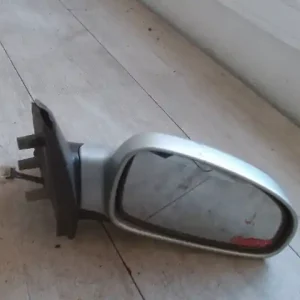 Ajánlat CHEVROLET AVEO T200 03.01-07.12 Jobb visszapillantó tükör elektromos bontott alkatrész