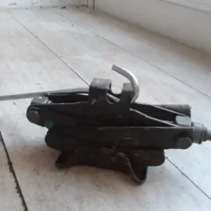 Árengedmény CHEVROLET AVEO T250/255 06.01-11.12 Autóemelő bontott alkatrész