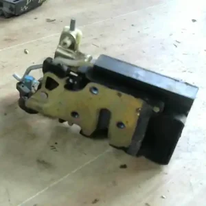 Azonnali szállítás CHEVROLET AVEO T250/255 06.01-11.12 Bal hátsó ajtó zárszerkezet központi záras bontott alkatrész