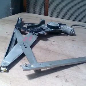 Gyors szállítás CHEVROLET AVEO T250/255 06.01-11.12 Jobb első ablakemelő szerkezet elektromos 4 ajtós bontott alkatrész